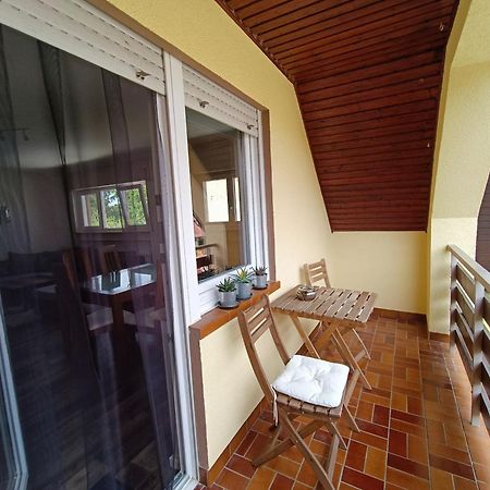 Ferienwohnung Am Bach มึลไฮม์ ภายนอก รูปภาพ